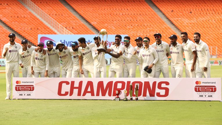 India celebrate retaining the Border-Gavaskar trophy 