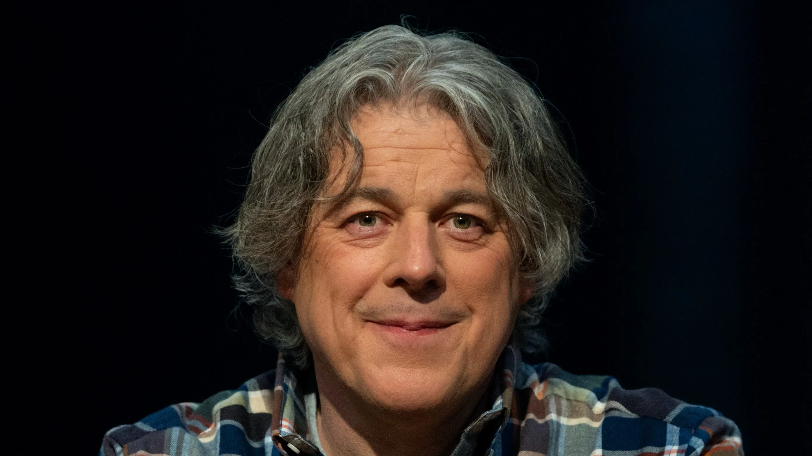 Alan Davies Reveals The Future Of Jonathan Creek Bt Tv