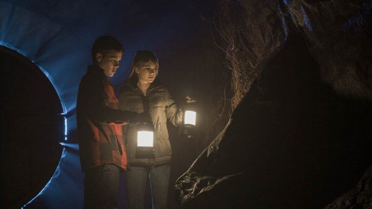 Tyler and Kinsey in the sea caves in Locke and Key