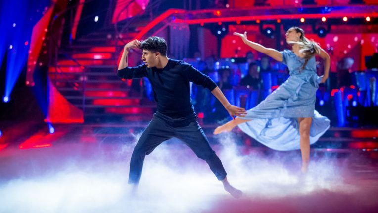 Strictly Come Dancing 2019 Cast Lineup Live Scores Results Bt Tv
